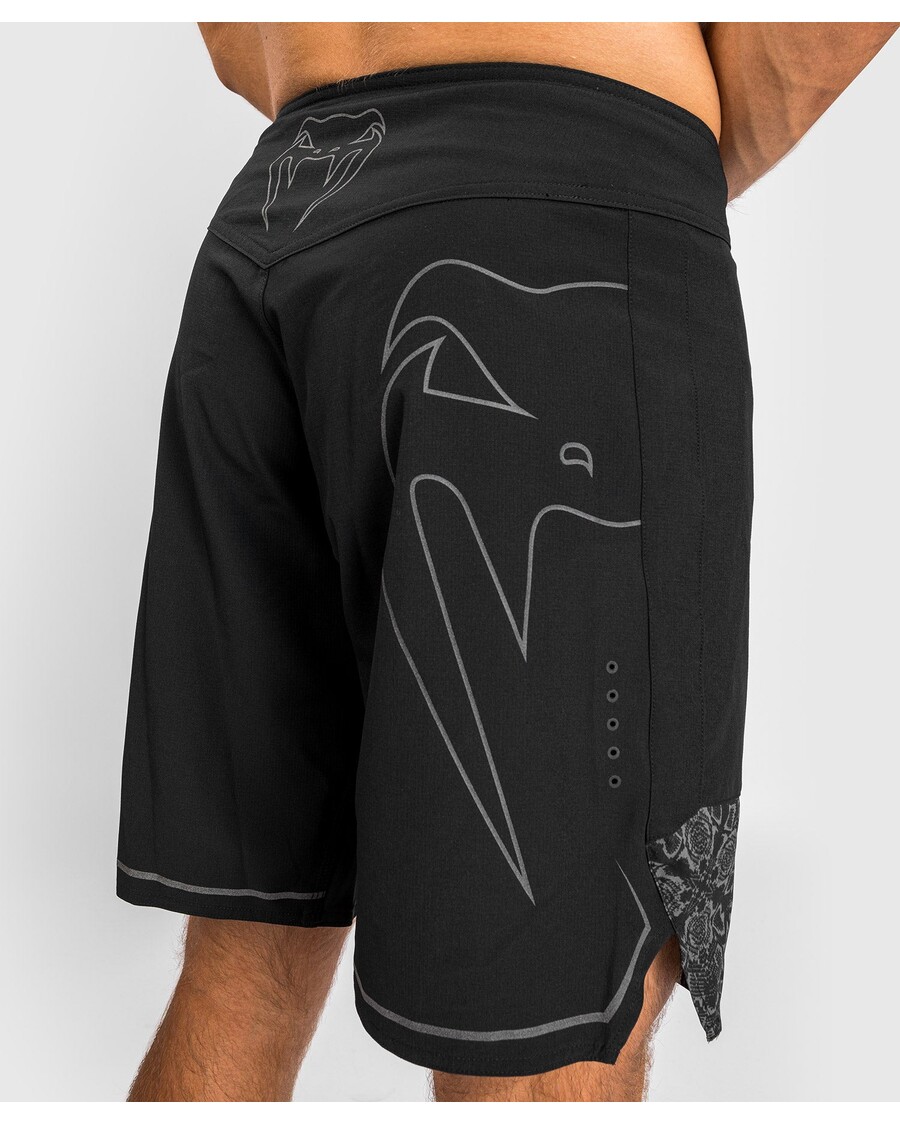 Fightshorts Heijastava Valo 4.0 Venum - Musta/musta