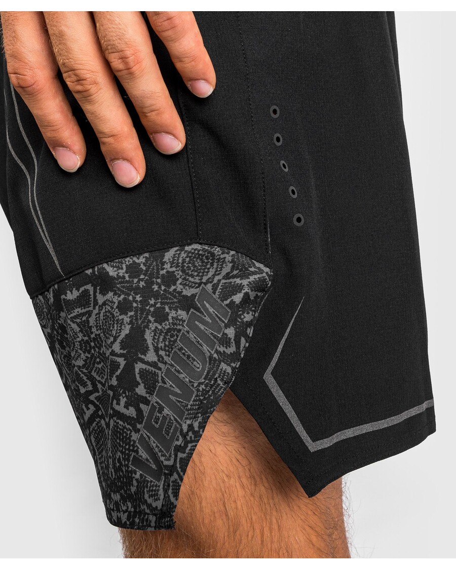 Fightshorts Heijastava Valo 4.0 Venum - Musta/musta