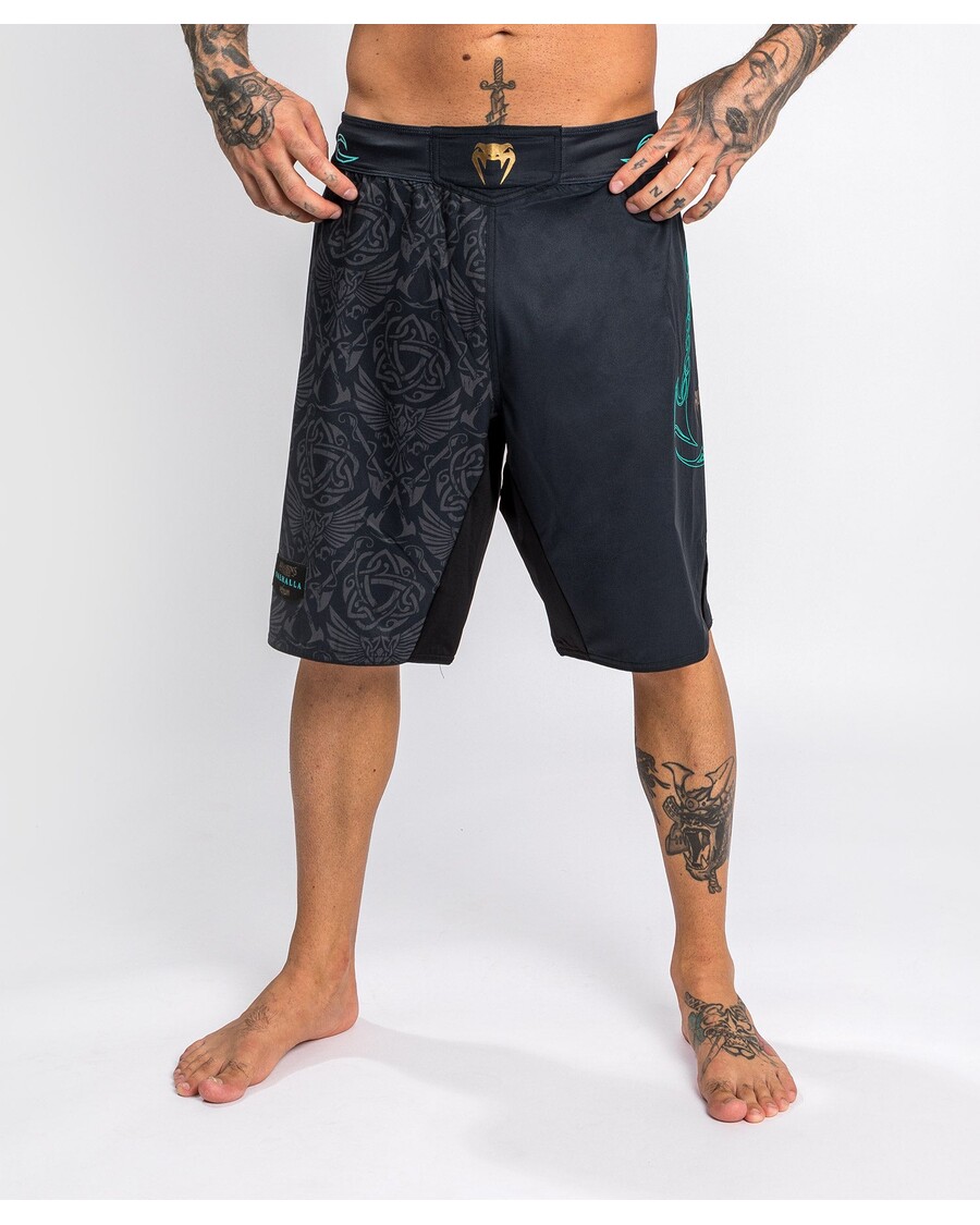 Venum Assassin's Creed Reloaded Fightshort – Schwarz
