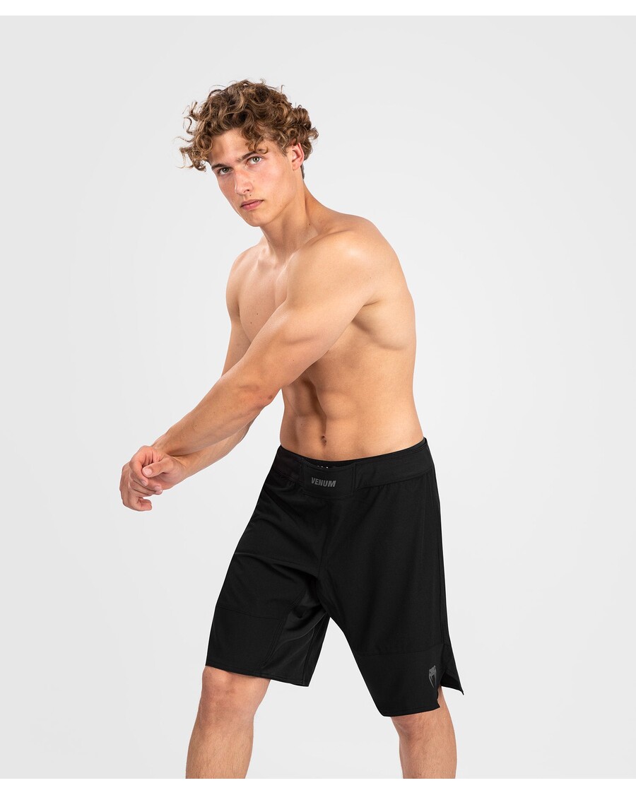 Venum G-Fit Air Fightshort – Schwarz