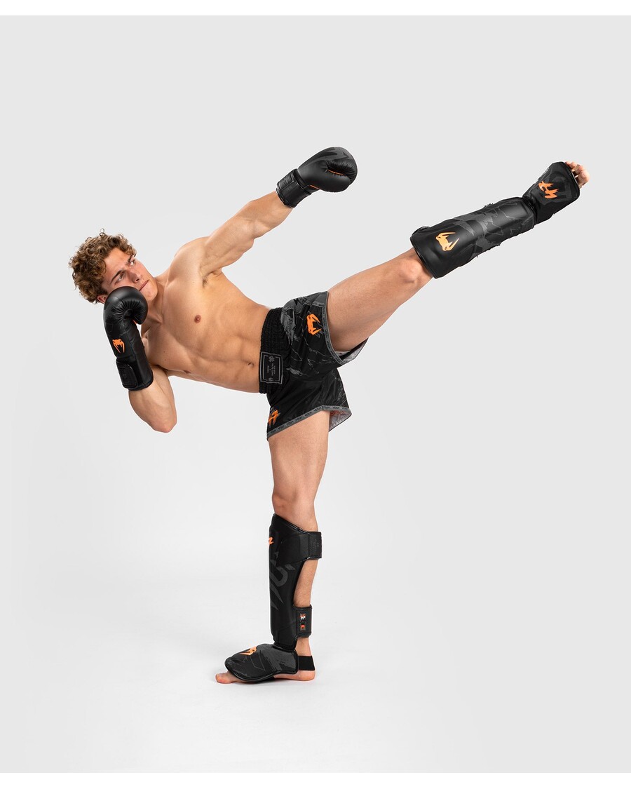 Venum S47 шорты для тайского бокса - черный/оранжевый