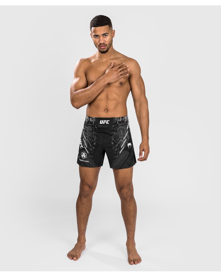 Ufc Adrenaline By Venum Autenttinen Taistelu Yö Miesten Taistelu Lyhyt - Lyhyt Istuvuus - Musta