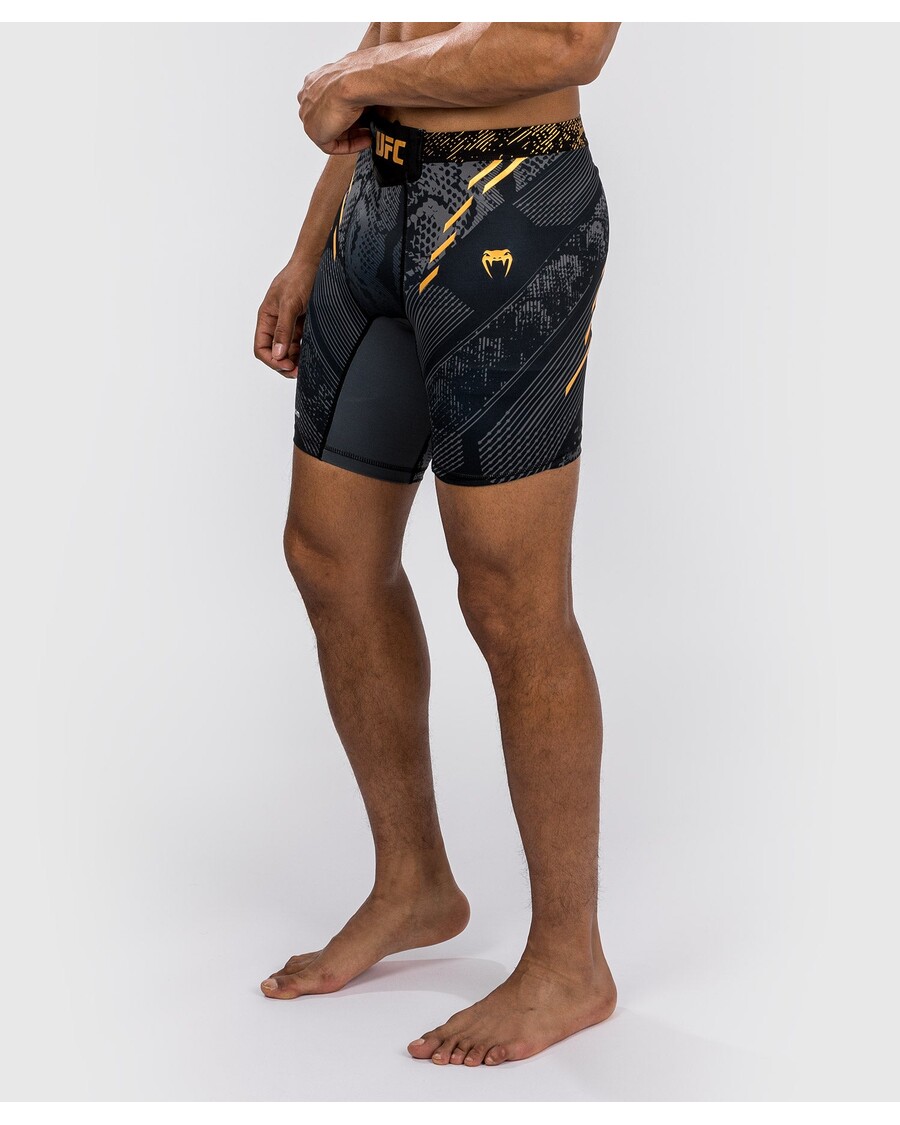 Ufc Adrenaline By Venum Authentic Fight Night Moški Vale Tudo Kratki - šampion