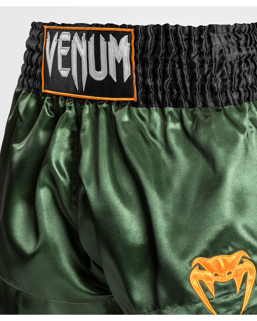 Venum クラシック ムエタイ ショート - グリーン/ブラック/ゴールド