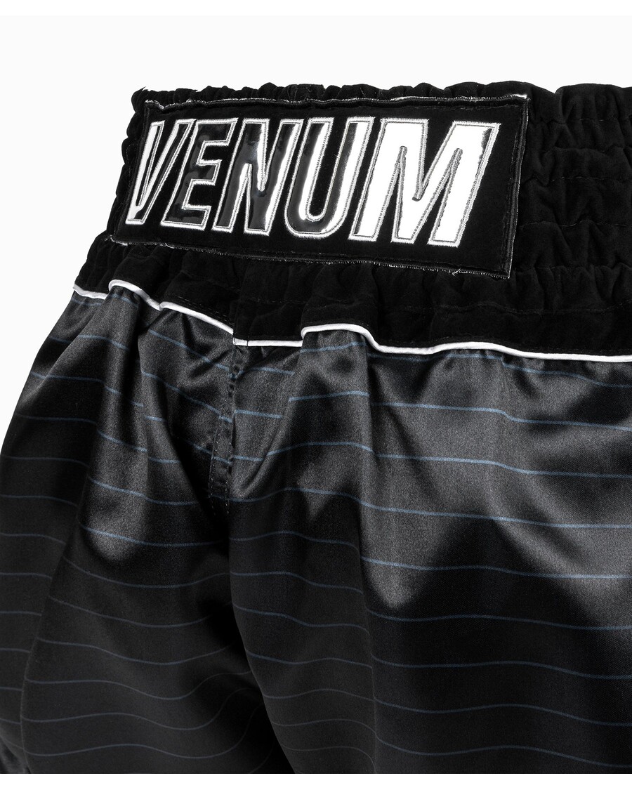 Venum アタック ムエタイ ショート - ブラック/シルバー