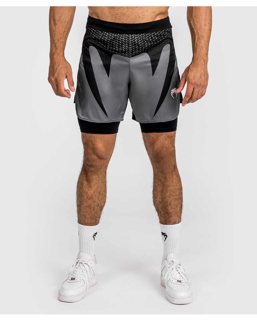 Venum Attack Herren-Kampfshorts – Schwarz