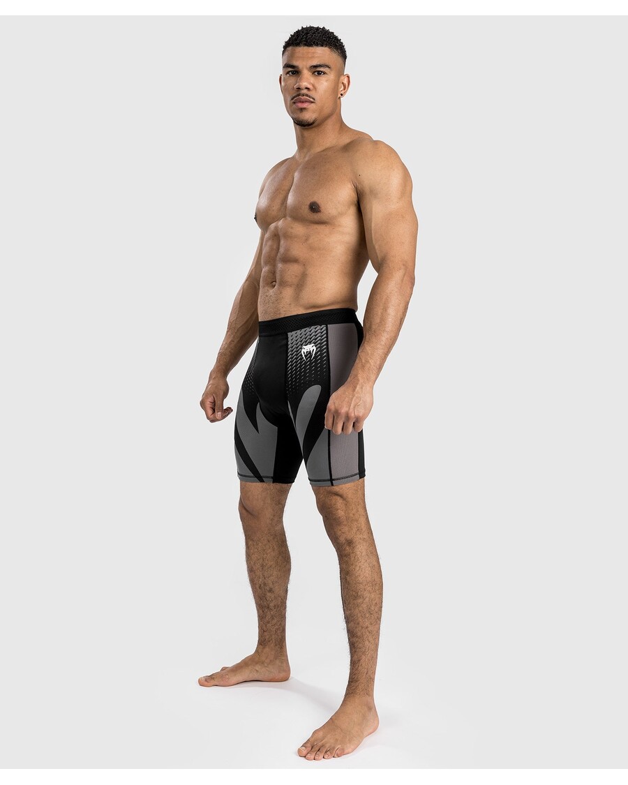 شورت فينوم أتاك للرجال من فالي تودو - أسود