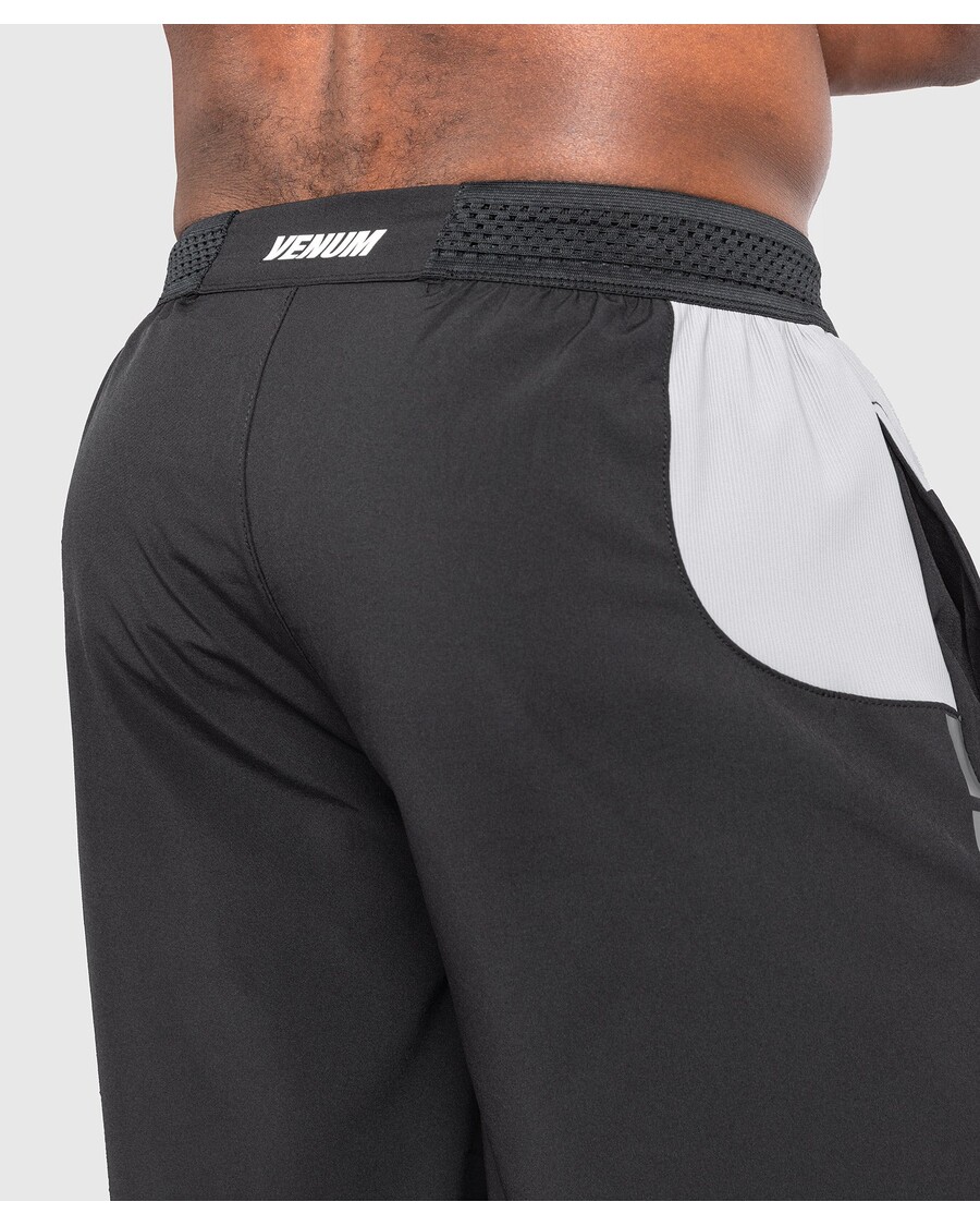 فينوم تيمبيست شورت تدريب للرجال - أسود/رمادي