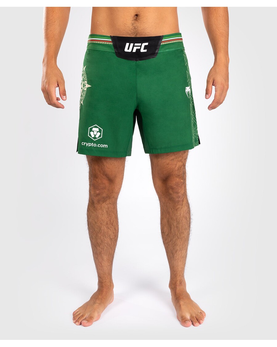 Noche UFC Von Venum Authentic Fight Night Herren-Kampfshorts – Kurze Passform – Grün