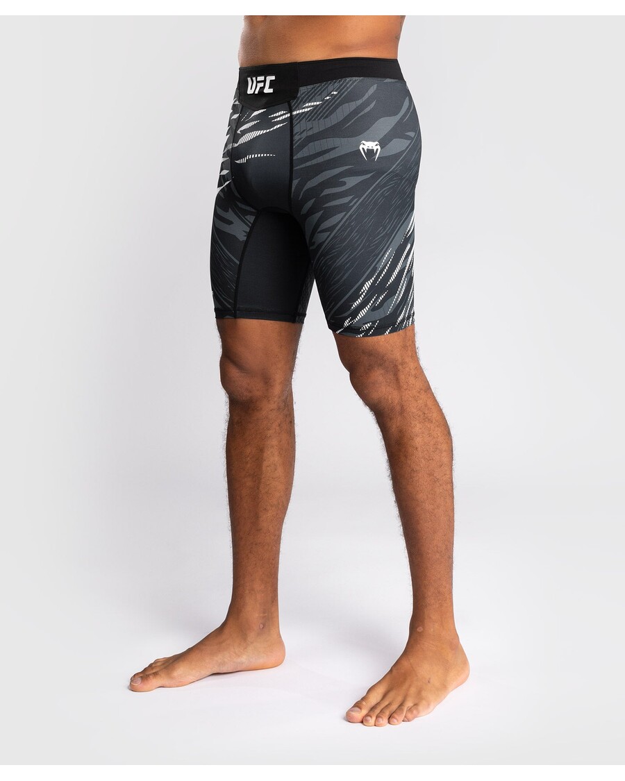 Ufc Fusion By Venum Personlig Autentisk Fight Night Herre Vale Tudo Short - Svart