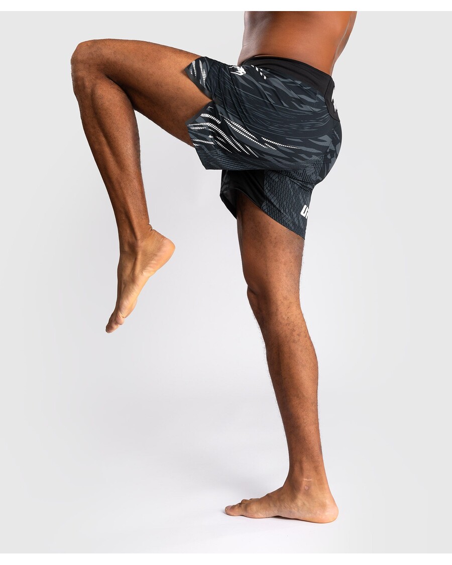 Ufc Fusion By Venum Gepersonaliseerde Authentieke Fight Night Heren Fight Short - Korte Pasvorm - Zwart