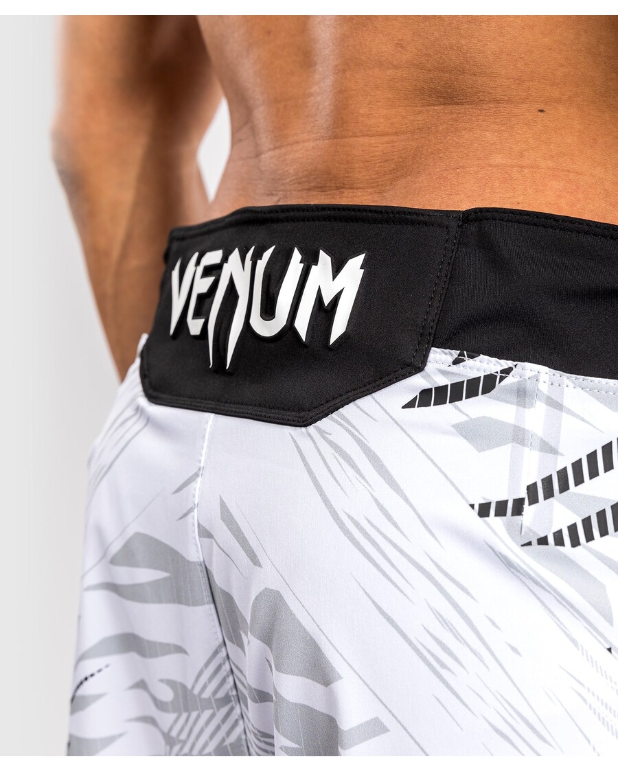 Pantaloncini Da Combattimento Da Uomo Ufc Fusion Di Venum Personalizzati Autentici Fight Night - Vestibilità Corta - Bianchi