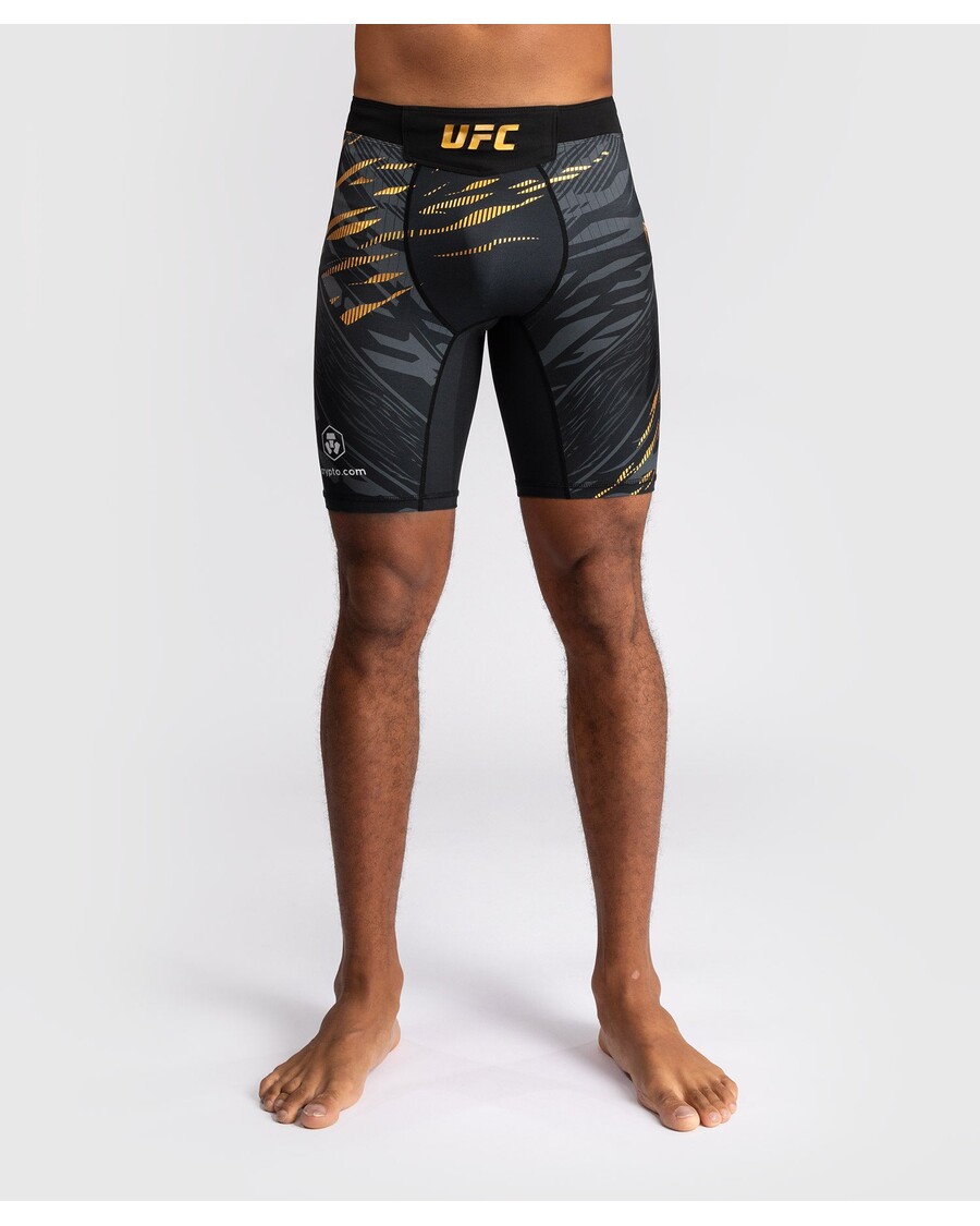 UFC Fusion Von Venum Authentic Fight Night Herren Vale Tudo Short – Champion
