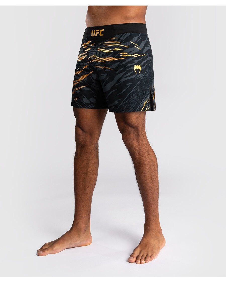 Ufc Fusion Van Venum Authentieke Fight Night Herengevecht Kort - Korte Pasvorm - Kampioen