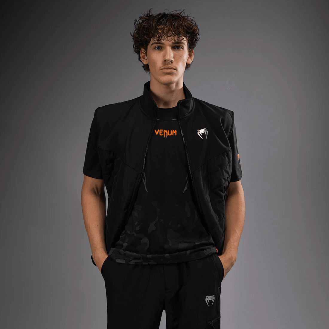Venum Paddock Softshell Jacket Short Sleeves - Black