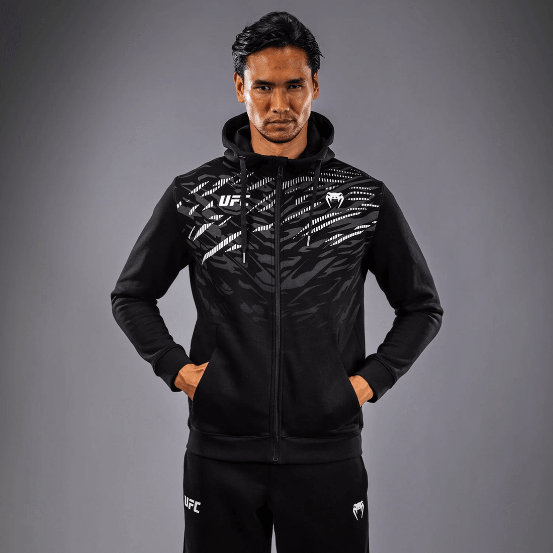 UFC Fusion by Venum Men’s Replica Zip Hoodie - Black