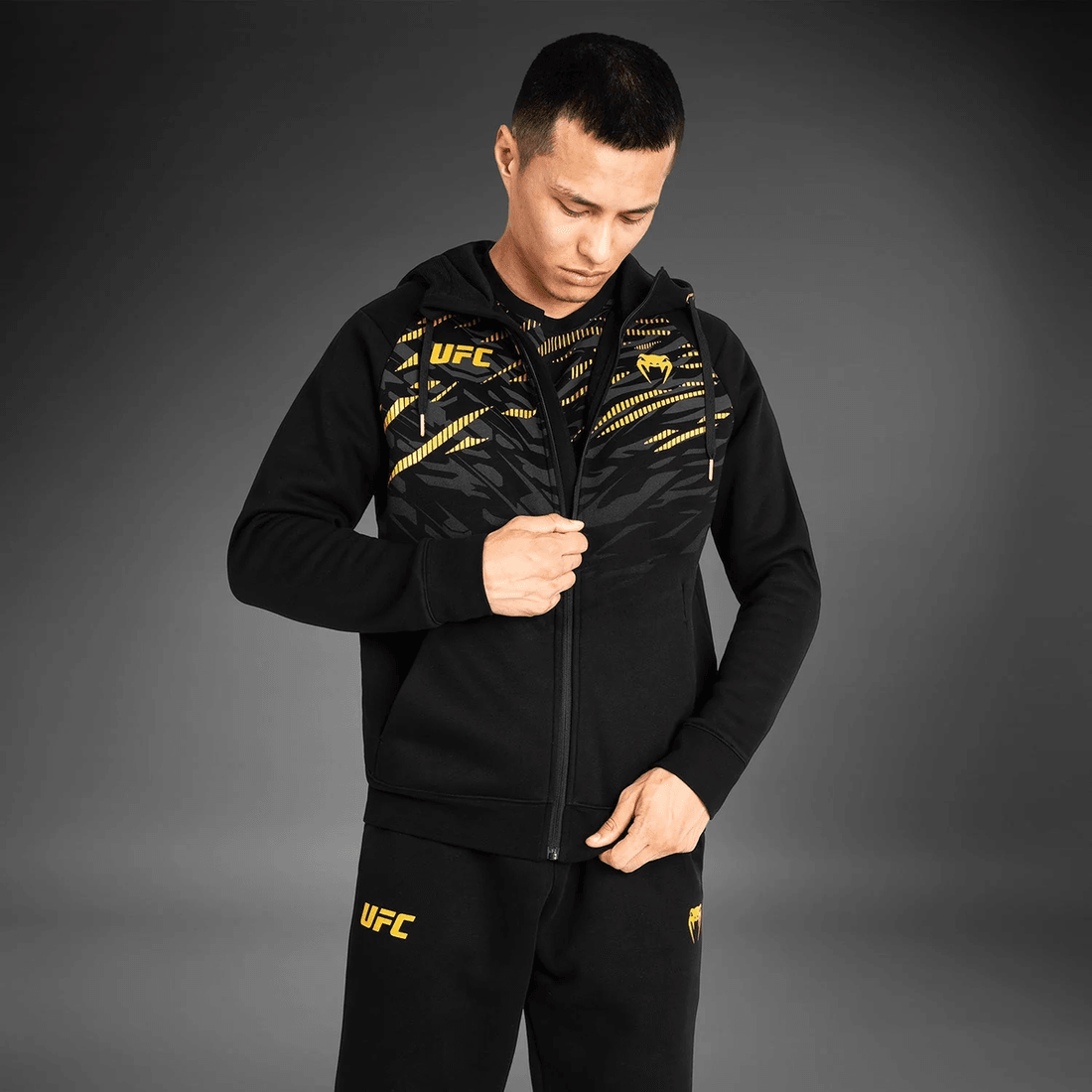 UFC Fusion by Venum Men’s Replica Zip Hoodie - Champion