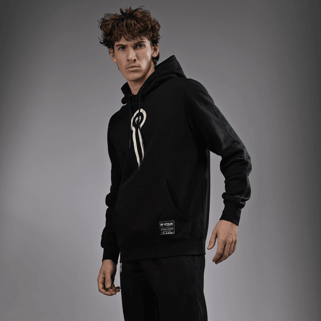 Venum x Assassin's Creed Shadows Hoodie - Black