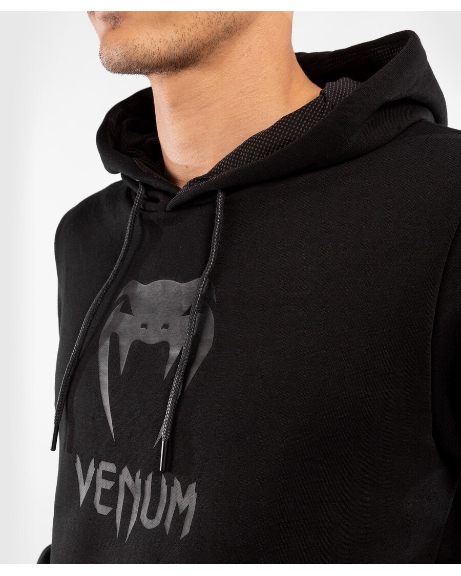 Venum Classic Kapuci – Melna/melna