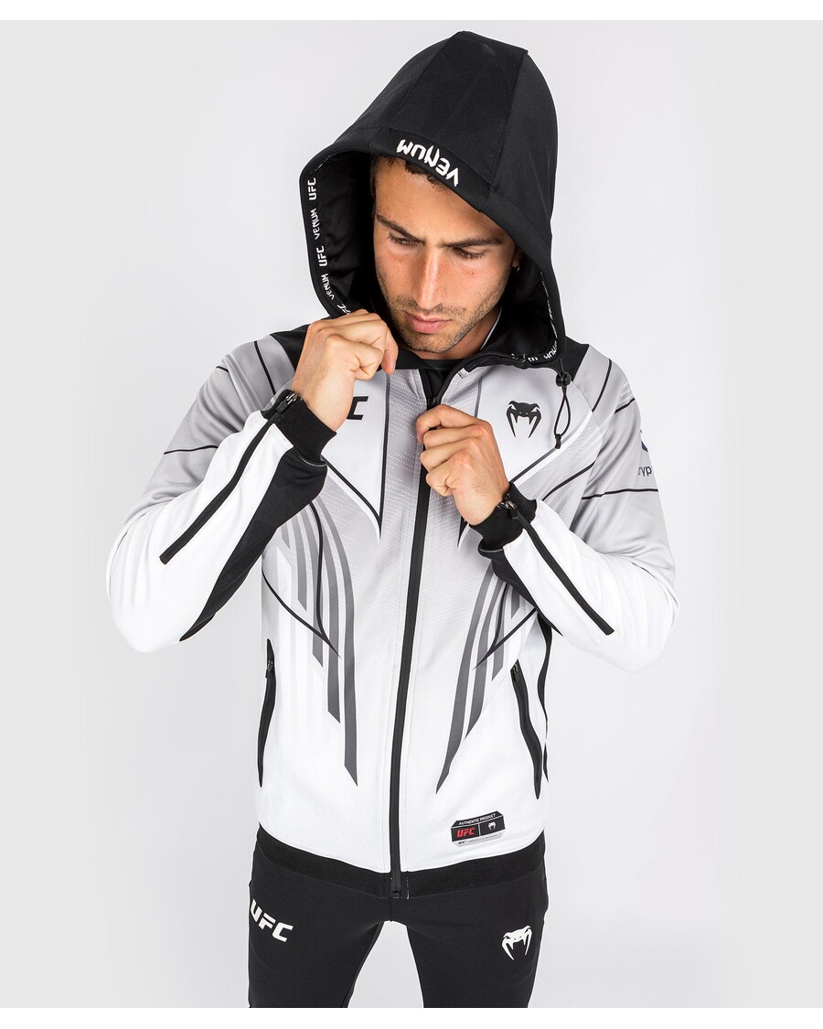 Pánská Mikina S Kapucí Ufc Venum Authentic Fight Night 2.0 Od Značky Venum - Bílá