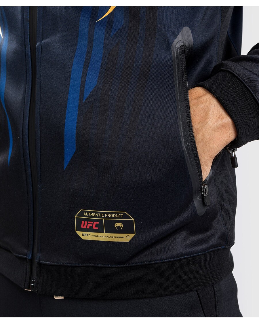 UFC オーセンティック ファイト ナイト 2.0 キット By Venum メンズ ウォークアウト パーカー - ミッドナイト エディション - チャンピオン