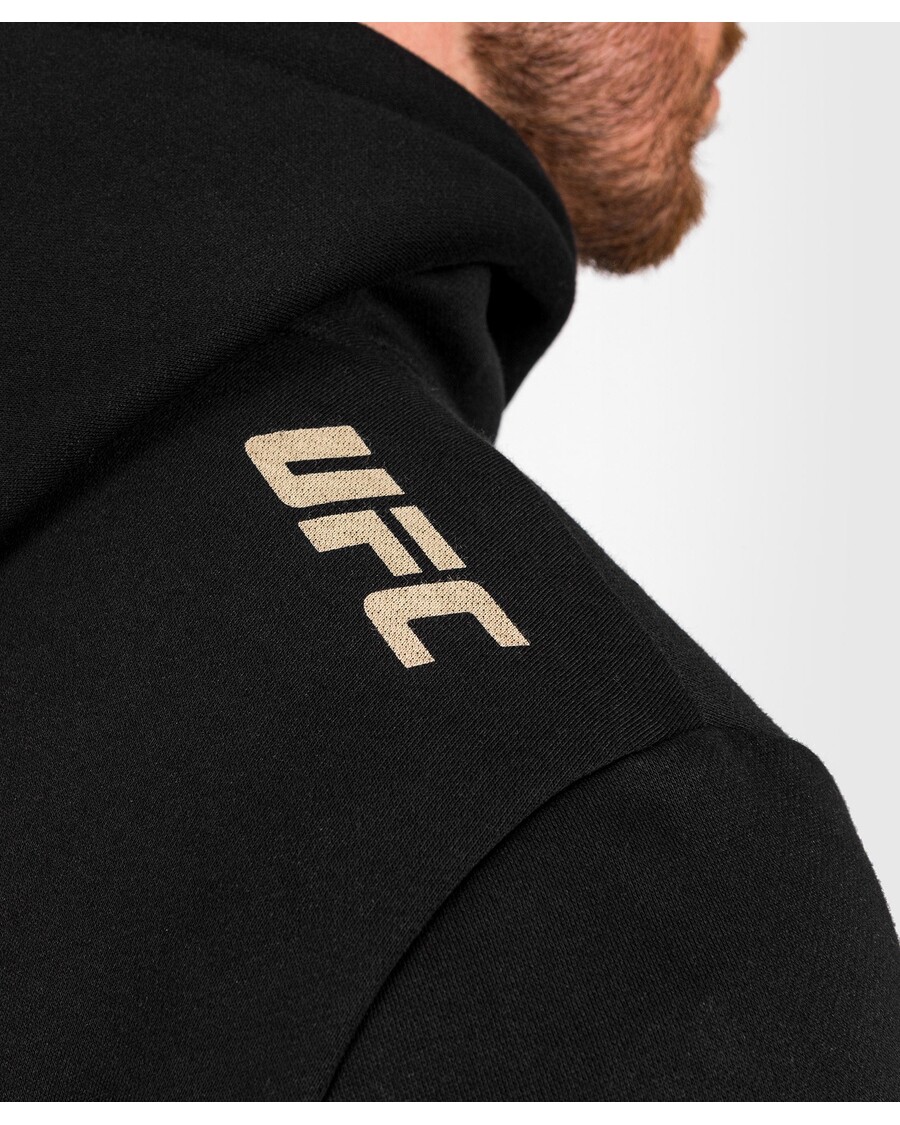 UFC アドレナリン バイ ヴェナム ファイト ウィーク メンズ プルオーバー パーカー - ブラック