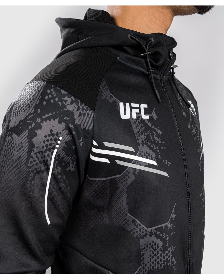 Ufc Adrenaline By Venum Authentic Fight Night Moški Pulover S Kapuco - črn