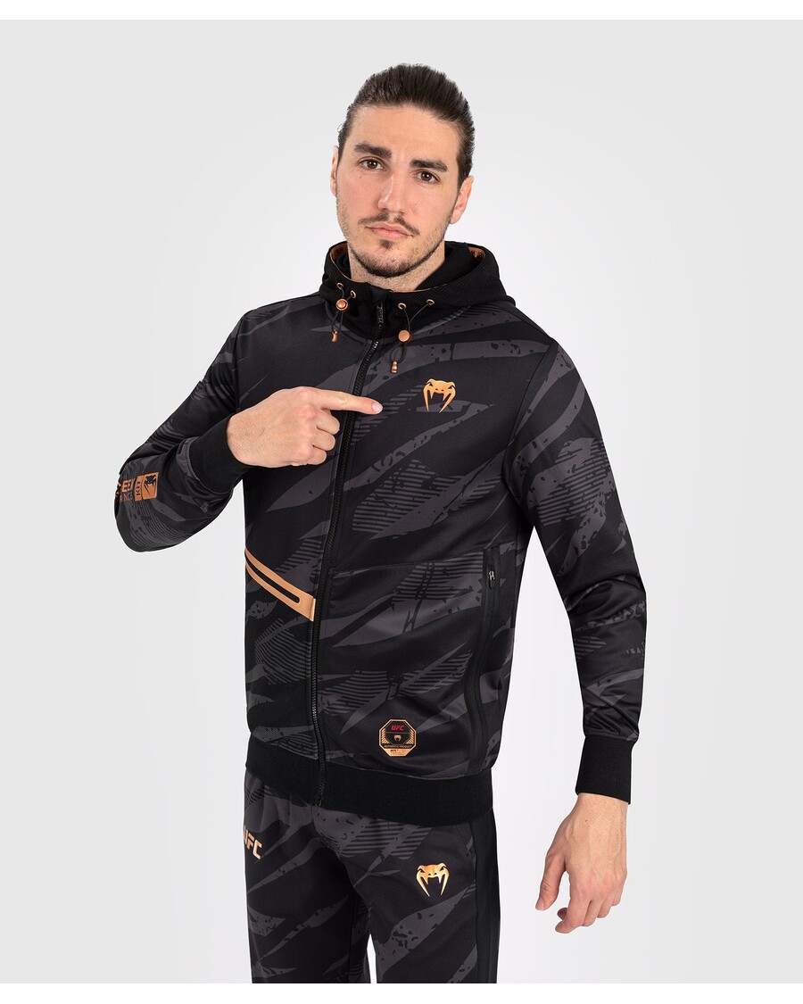 Ufc Adrenaline By Venum Fight Week Hættetrøje Med Lynlås Til Mænd - Urban Camo