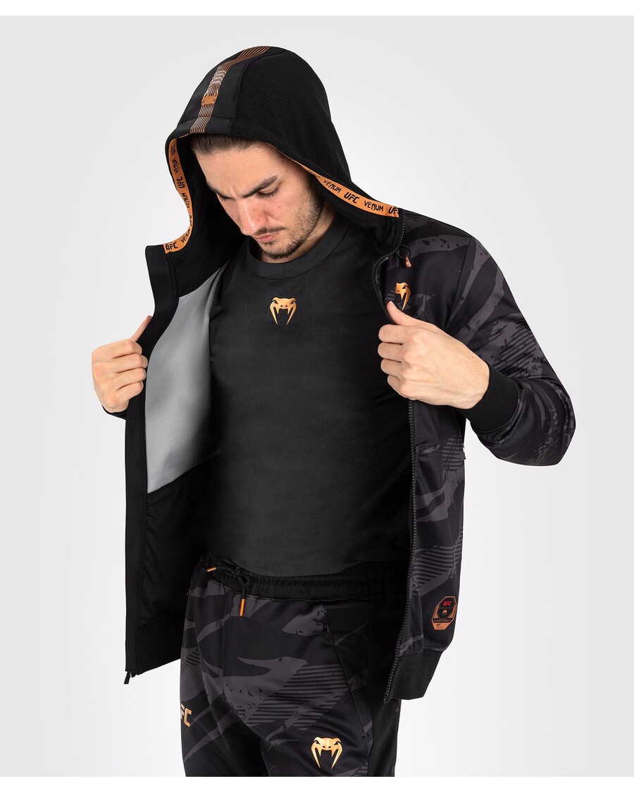 Ufc Adrenaline By Venum Fight Week Hættetrøje Med Lynlås Til Mænd - Urban Camo