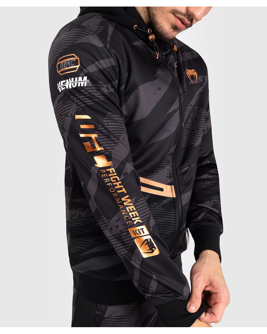 Ufc Adrenaline By Venum Fight Week Hættetrøje Med Lynlås Til Mænd - Urban Camo