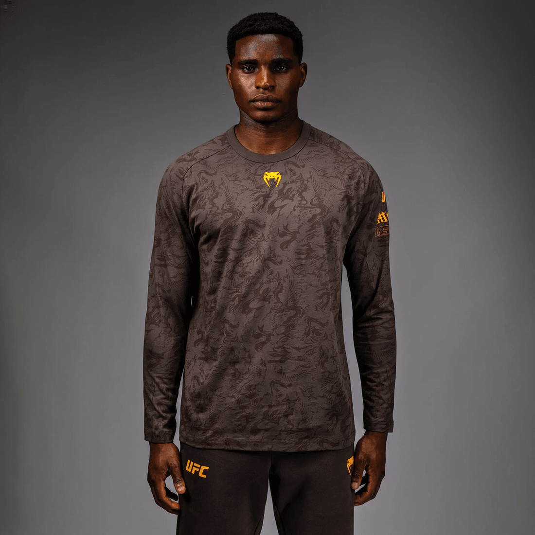 Ufc Fusion By Venum Cīņas Nedēļas Vīriešu Garām Piedurknēm T-krekls - Zemes Brūns
