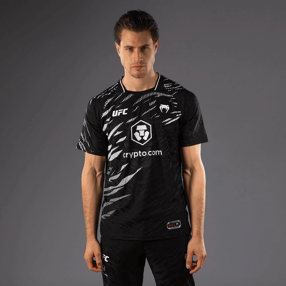 UFC Fusion by Venum Authentic Fight Night Men’s Walkout Jersey - Black