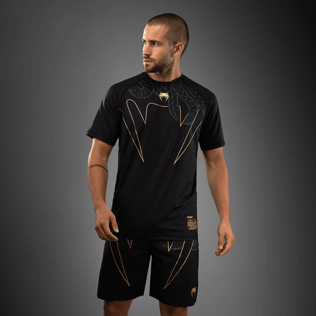 Venum Serpenti Dry Tech T-Shirt - Black/Silver/Gold