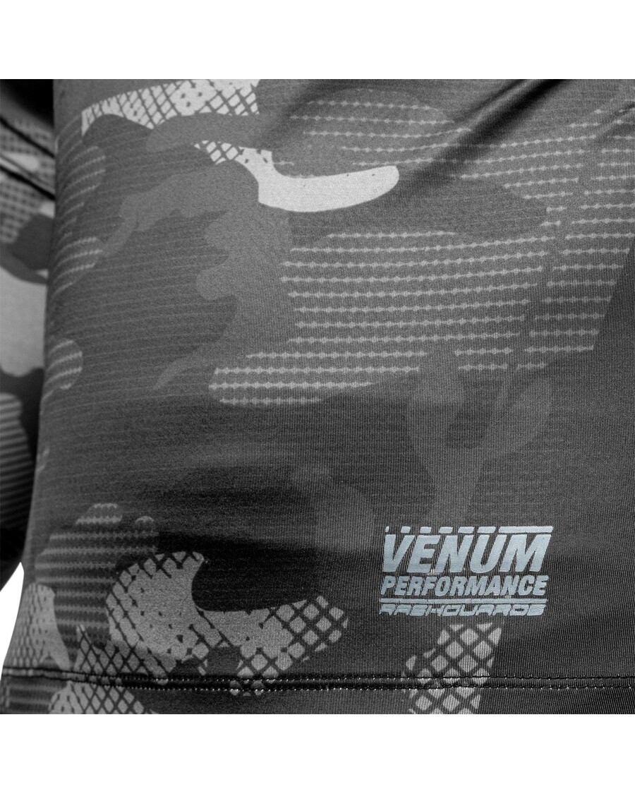 Venum Taktisk Rashguard - Lange ærmer - Urban Camo/sort/sort
