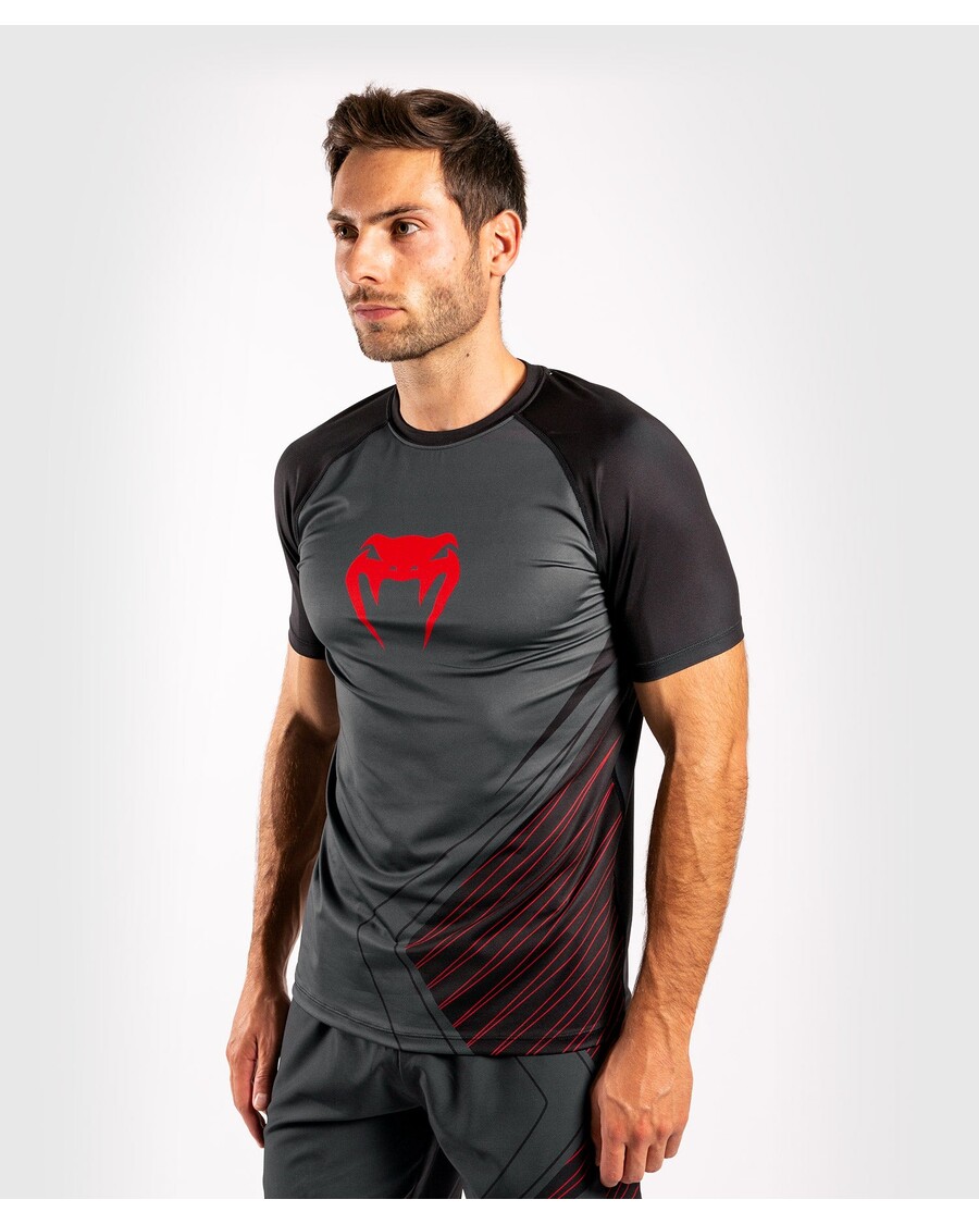 Venum Mededinger 5.0 Dry-tech T-shirt - Zwart/rood