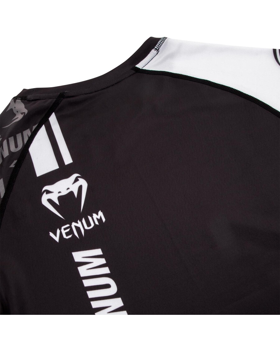 Venum Logos ラッシュガード長袖 - ブラック/ホワイト