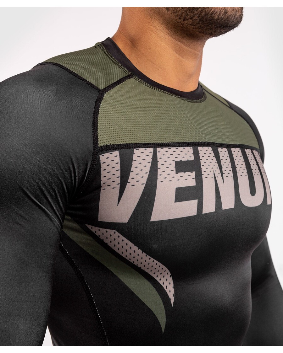 Venum One Fc インパクト ラッシュガード - 長袖 - ブラック/カーキ
