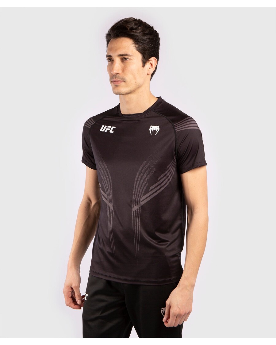 Ufc Venum Pro Line Meeste Kampsun – Must