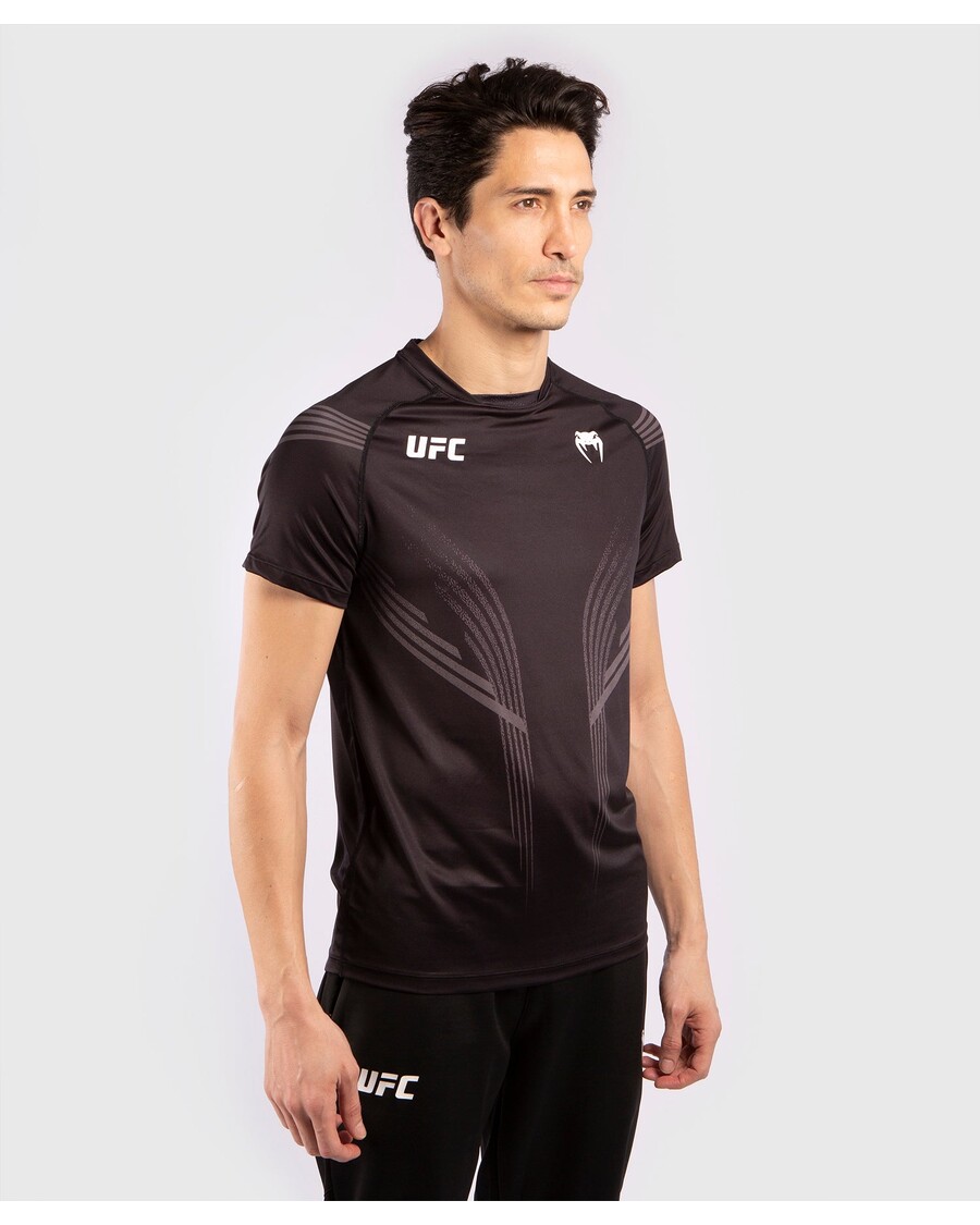 Ufc Venum Pro Line Meeste Kampsun – Must