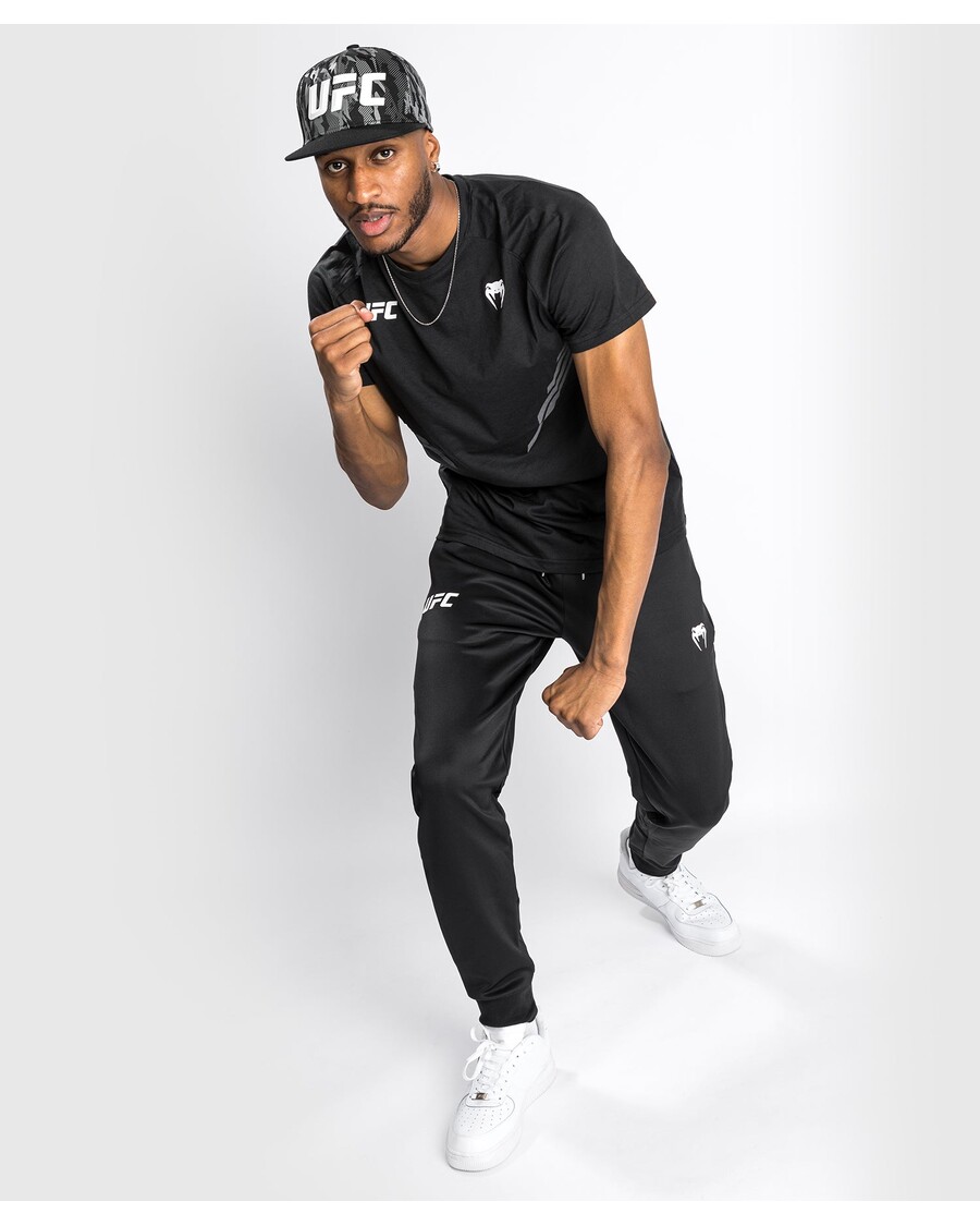 Мужская майка UFC Venum Replica - черная