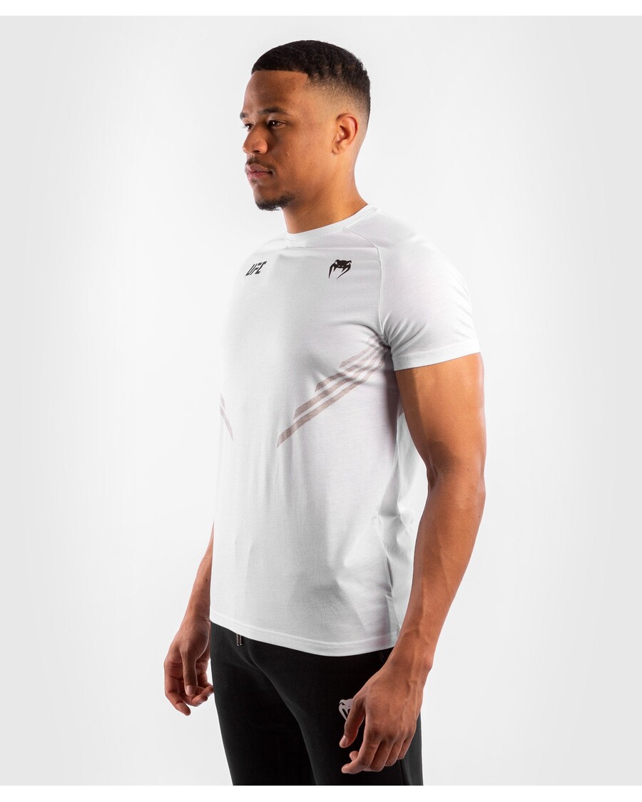 قميص UFC Venum المقلدة للرجال - أبيض