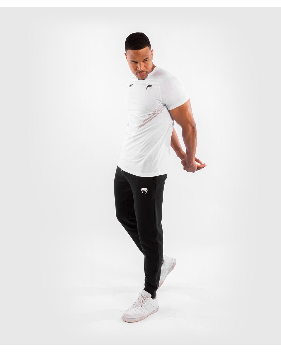 قميص UFC Venum المقلدة للرجال - أبيض