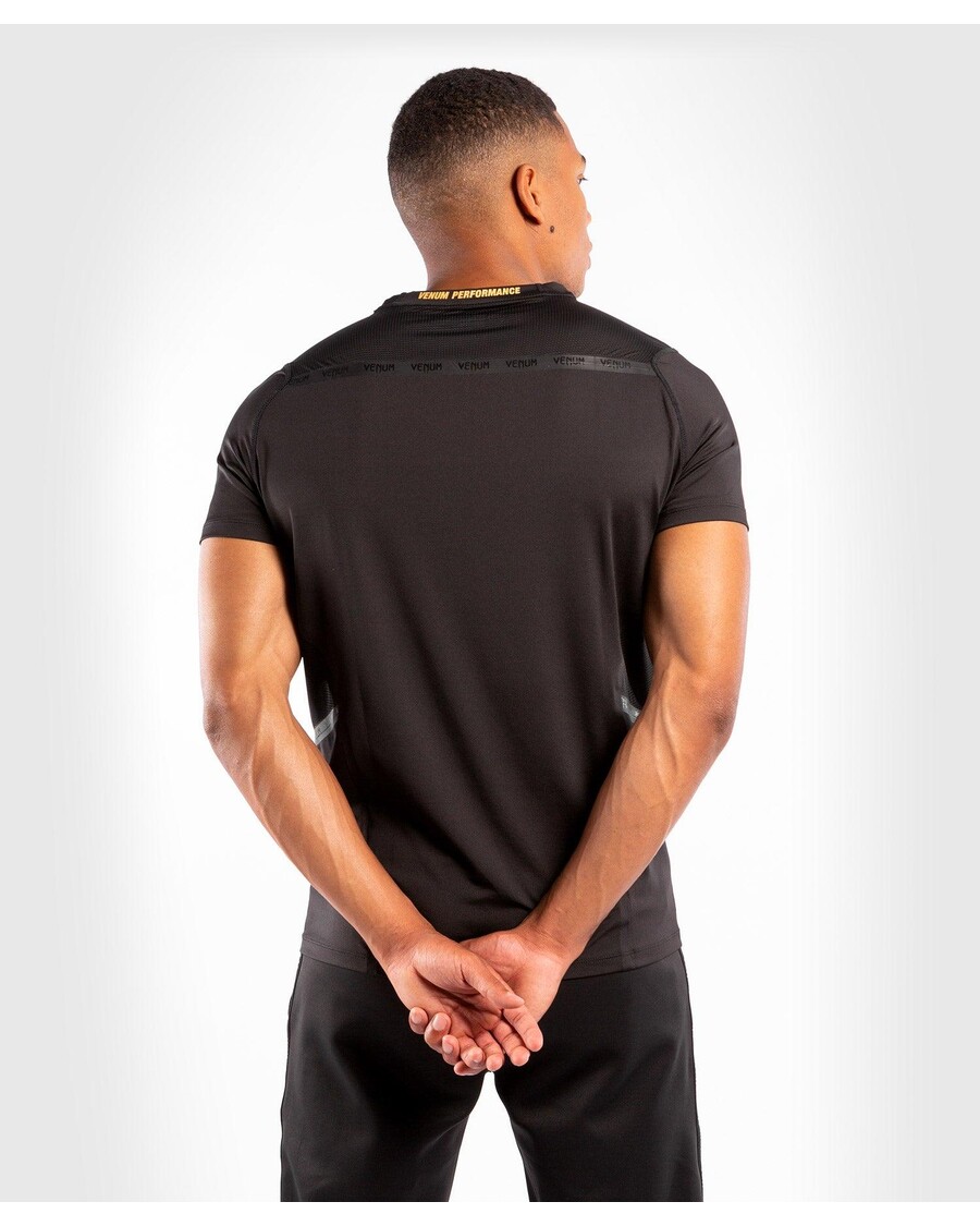 Venum Petrosyan 2.0 Dry-tech T-shirt - Sort/guld