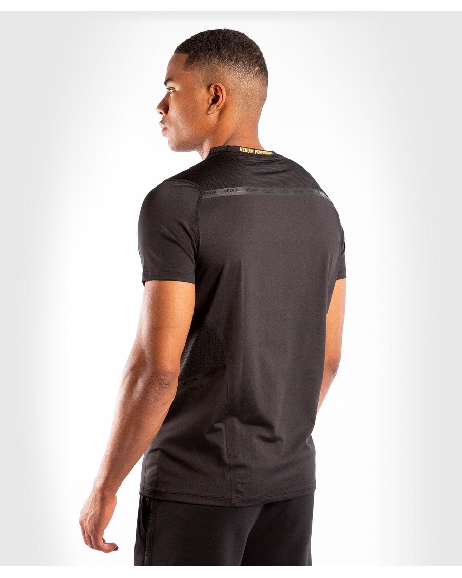 Venum Petrosyan 2.0 Dry-tech T-shirt - Sort/guld
