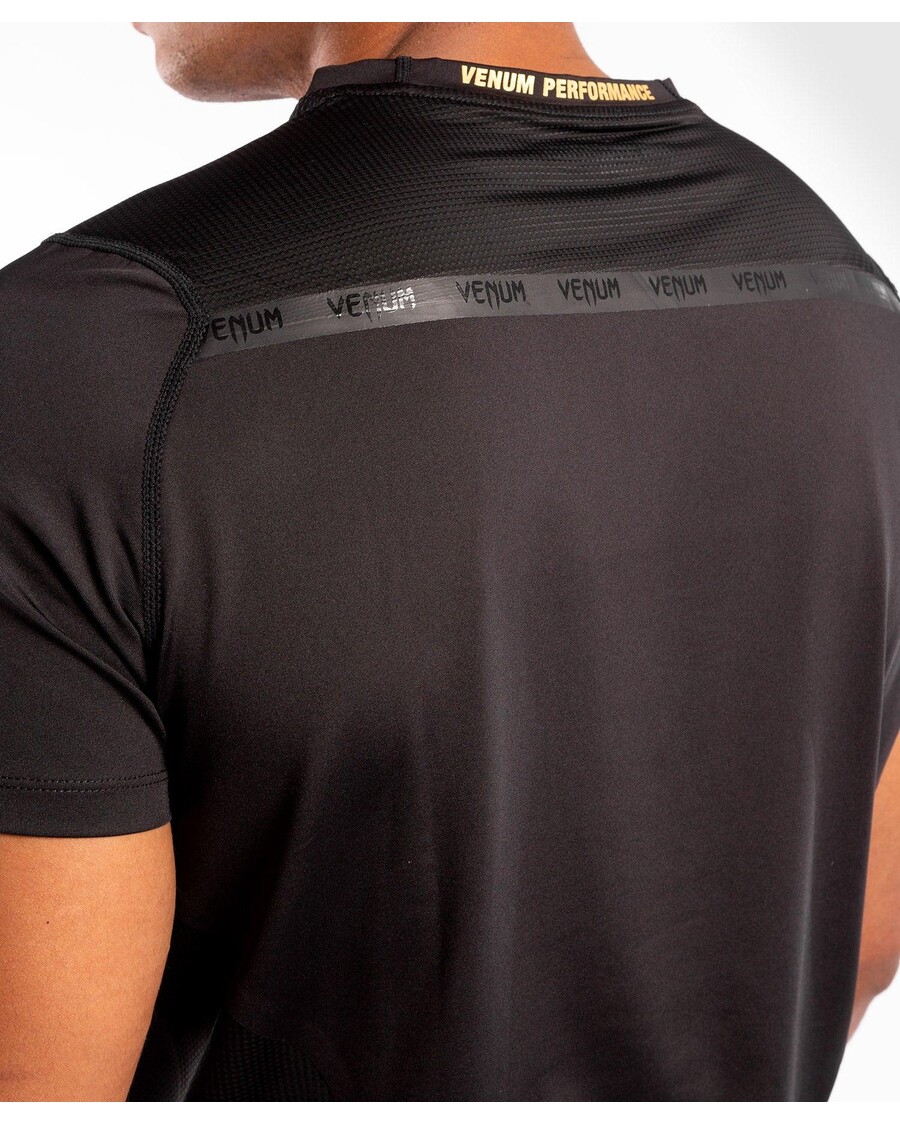 Venum Petrosyan 2.0 Dry-tech T-shirt - Sort/guld