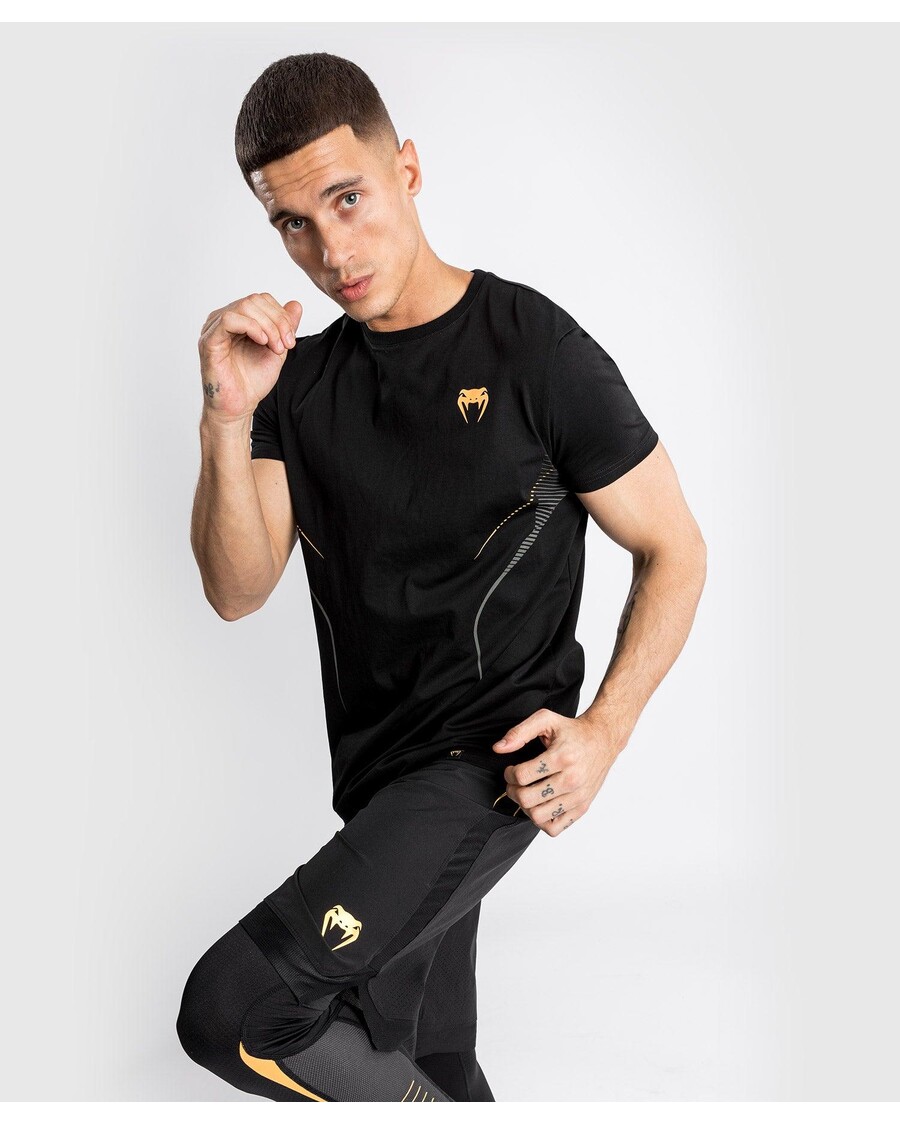 Venum Atletiek T-shirt - Zwart/goud