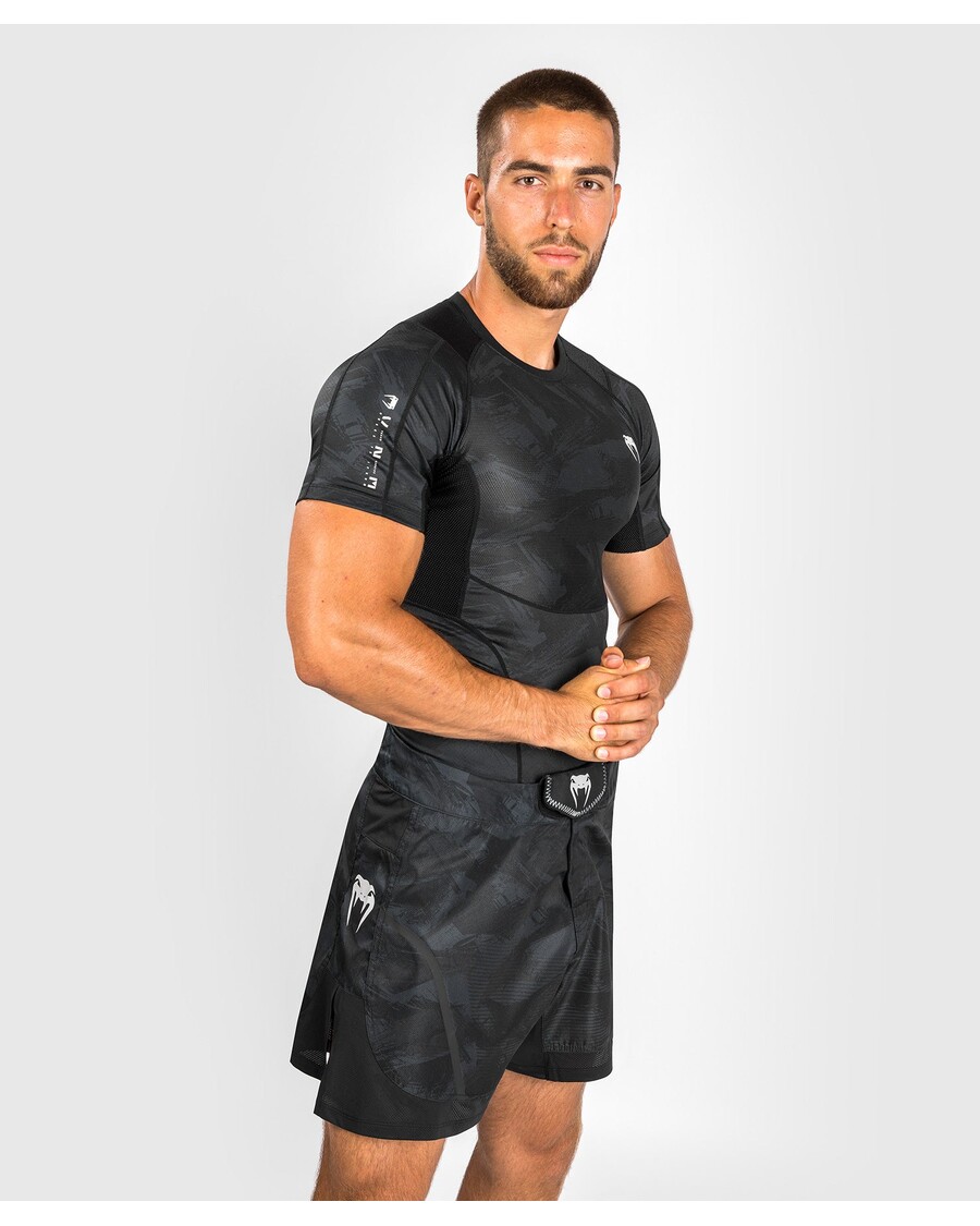 Venum Electron 3.0 Rashguard - Short Sleeves - Black