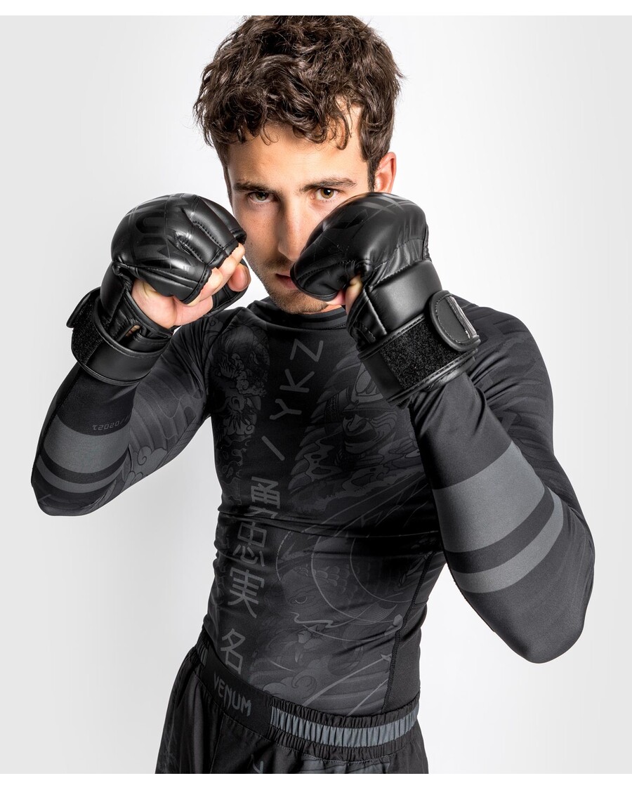 Venum Ykz21 Rashguard Pikad Varrukad – Must/must