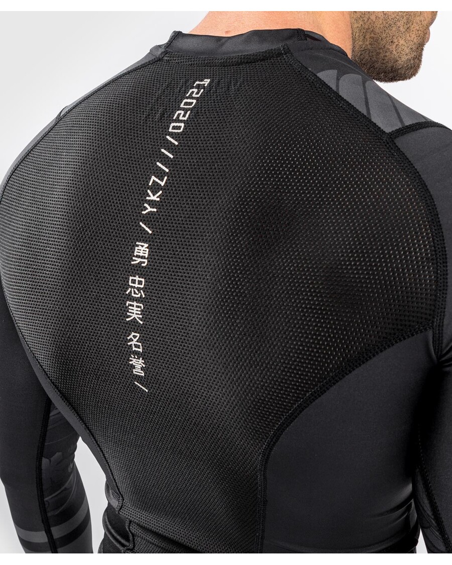 Venum Ykz21 Rashguard Pikad Varrukad – Must/must