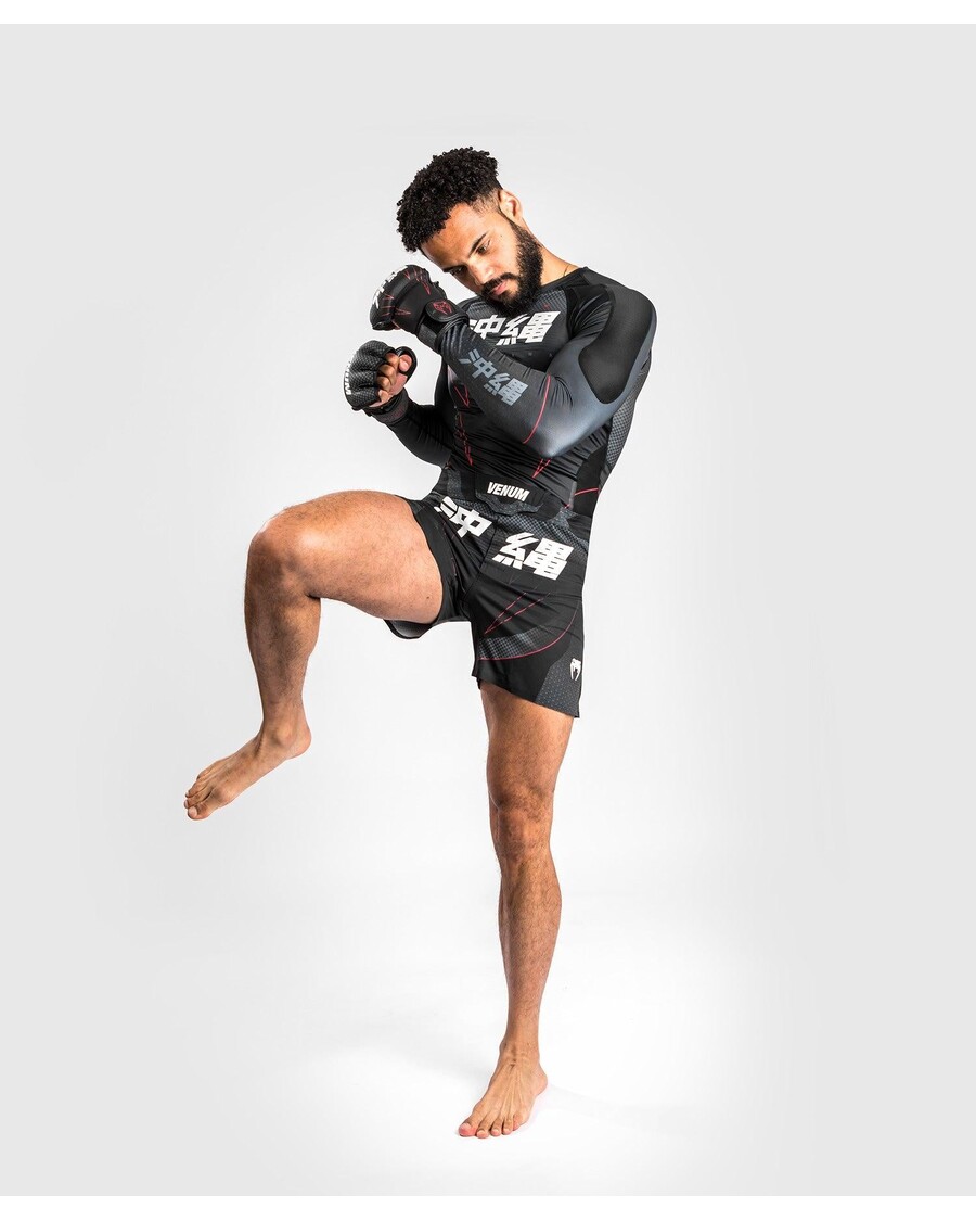 Venum Okinawa 3.0 Rashguard Maniche Lunghe - Nero/rosso